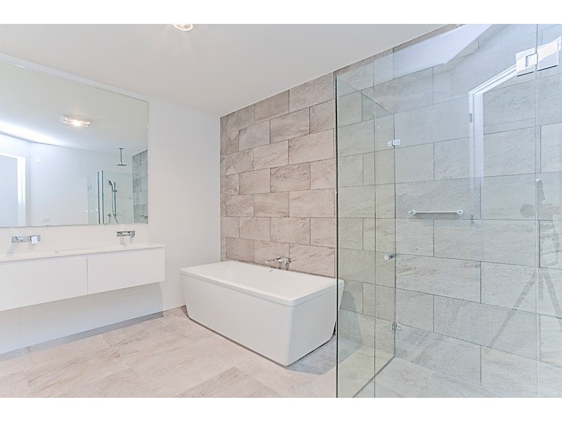 3/99 Pier Street, Altona VIC 3018