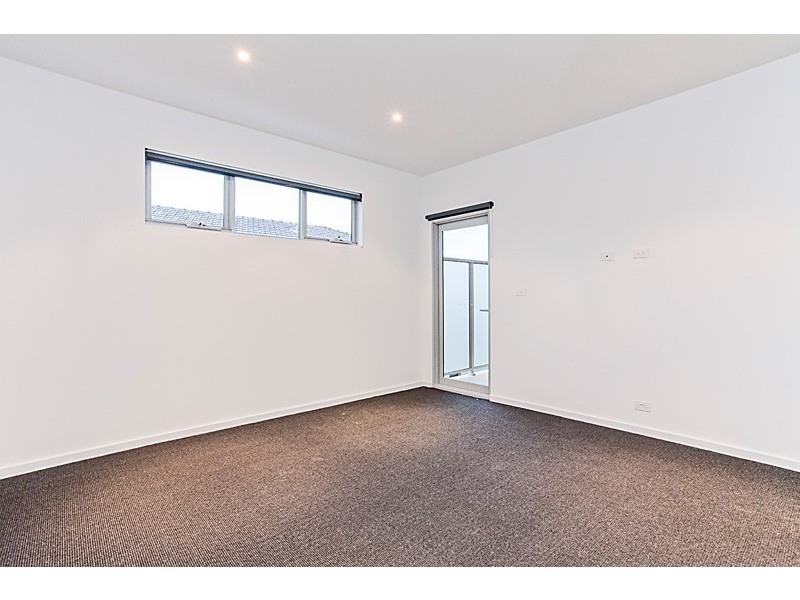 3/99 Pier Street, Altona VIC 3018