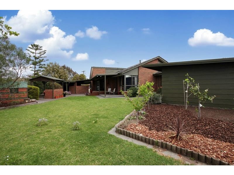 5 Cedar Court, Altona Meadows VIC 3028