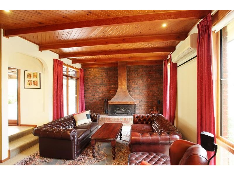 5 Cedar Court, Altona Meadows VIC 3028