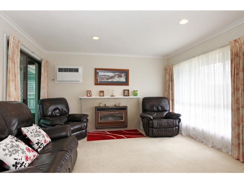 49 Burt Street, Altona VIC 3018