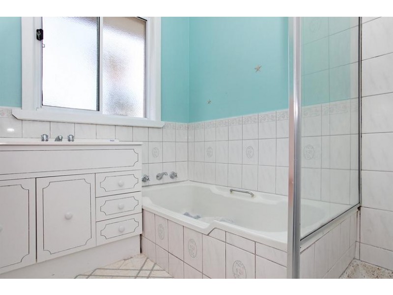 49 Burt Street, Altona VIC 3018