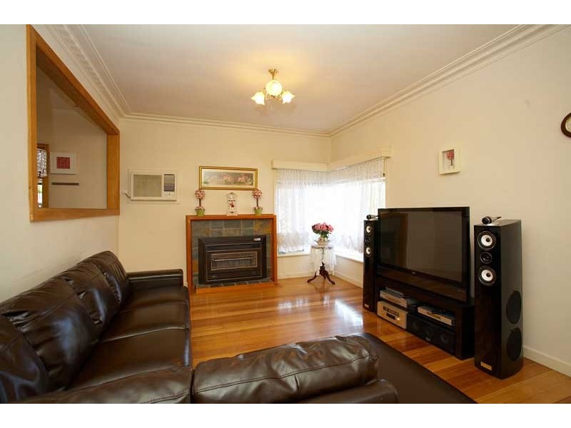 5 Stirling Avenue, Altona VIC 3018