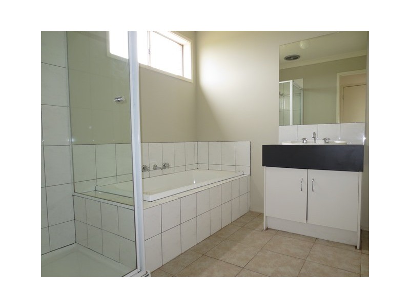 378 Queen Street, Altona Meadows VIC 3028