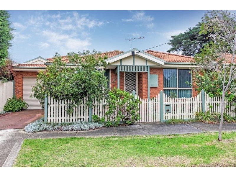 7 Park Parade, Altona VIC 3018