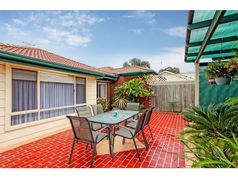 61 Linnet Street, Altona VIC 3018