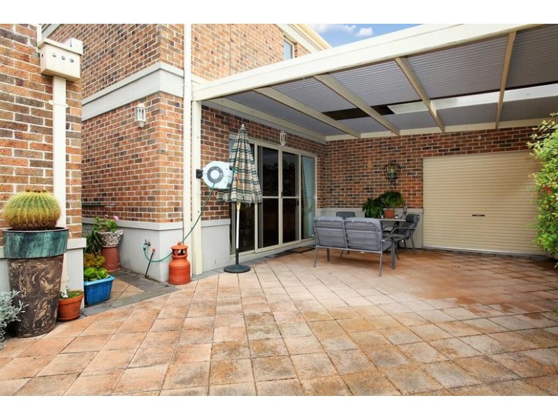 1/12 Seves Street, Altona VIC 3018