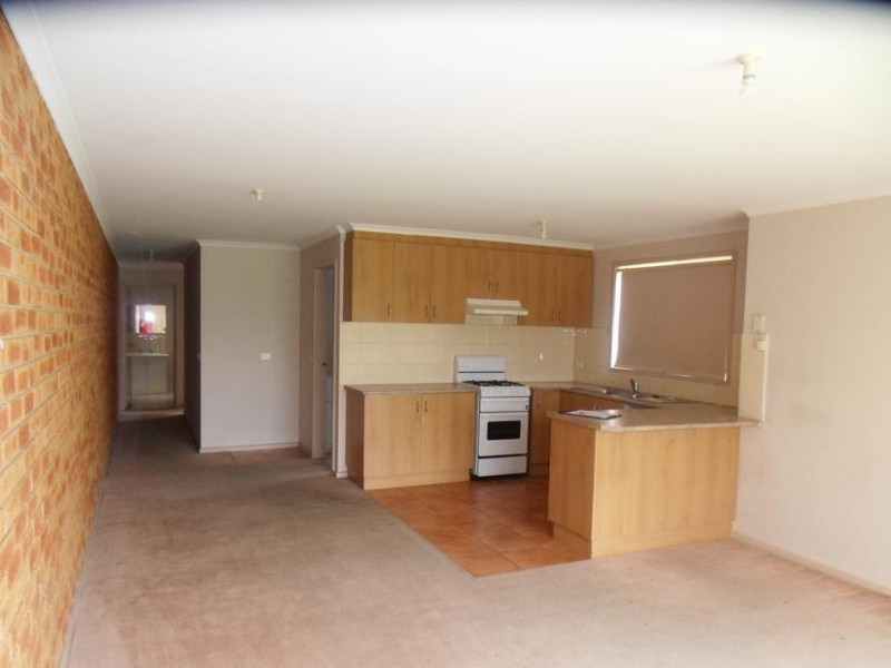2/40 Jamison Street, Altona Meadows VIC 3028