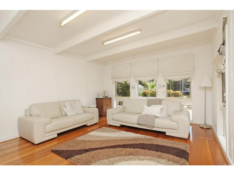 15 Myrtle Grove, Altona VIC 3018