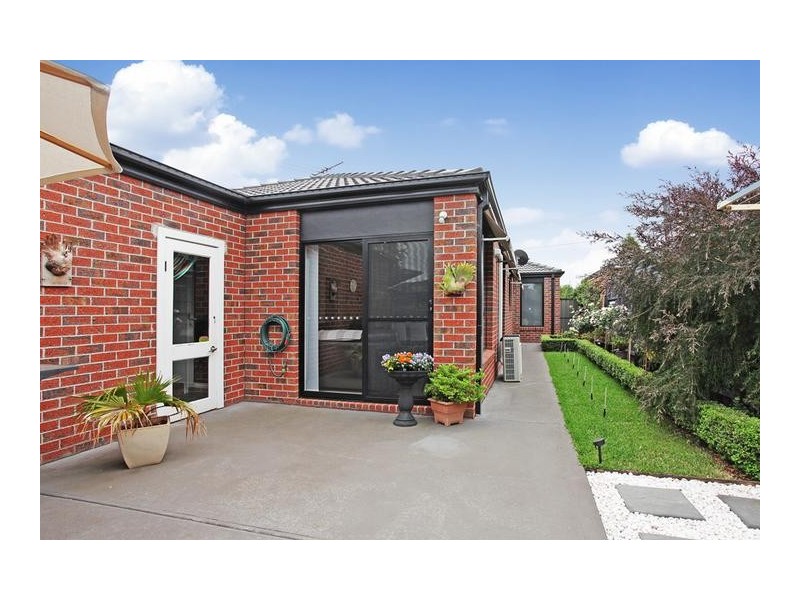 25 Philip Street, Altona Meadows VIC 3028