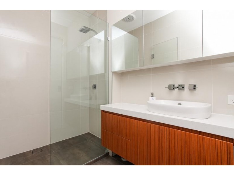 2B Garden Grove, Seaholme VIC 3018