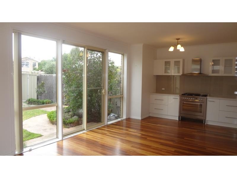 4/212 Queen Street, Altona VIC 3018