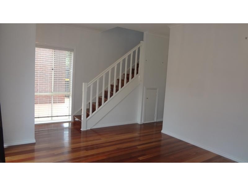 4/212 Queen Street, Altona VIC 3018