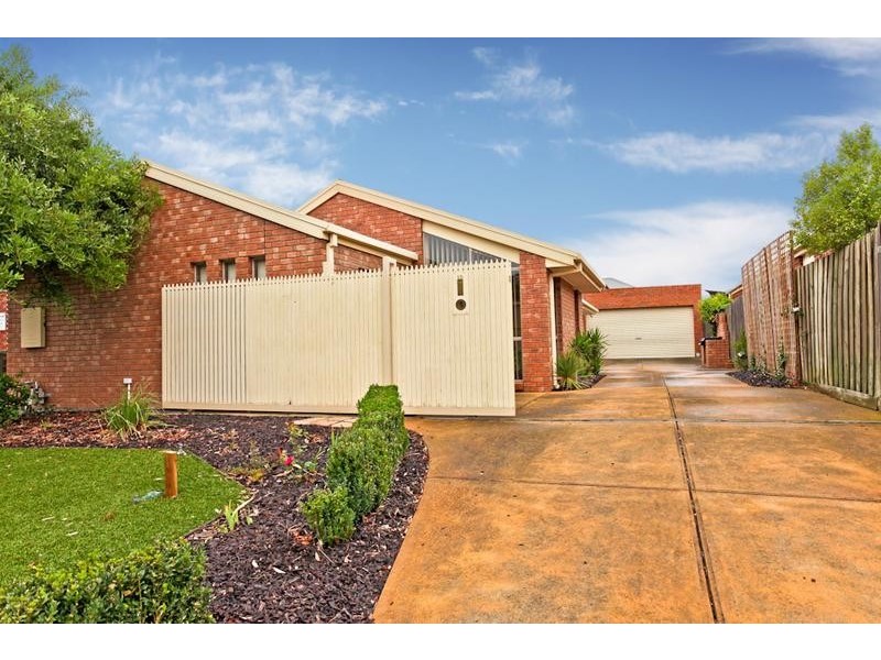 10 William McPherson Crescent, Seabrook VIC 3028