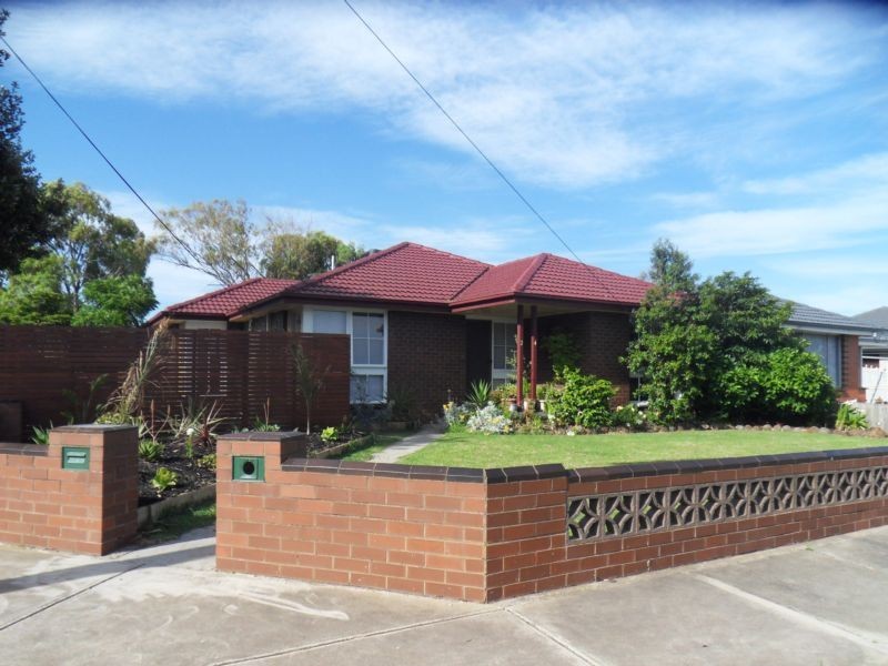 24 Lugg Street, Altona VIC 3018
