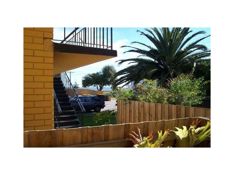 Unit 8/70 Queen Street, Altona VIC 3018