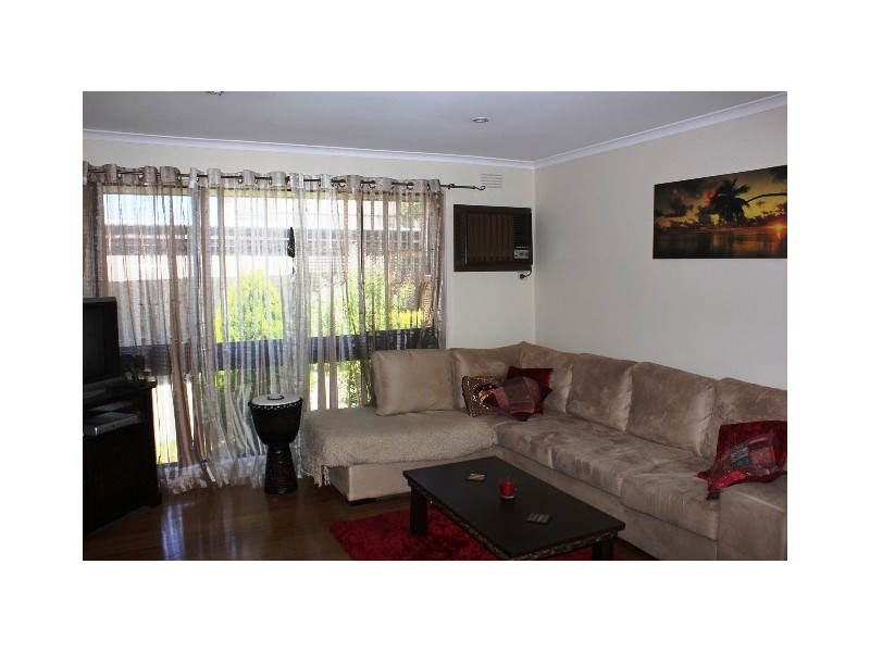 2/7 Hancock Street, Altona VIC 3018