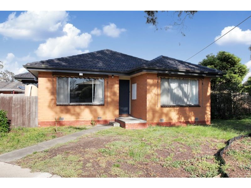 32 Hammond Street, Altona VIC 3018