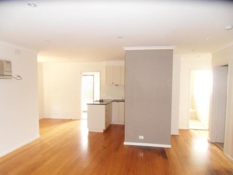 32 Hammond Street, Altona VIC 3018