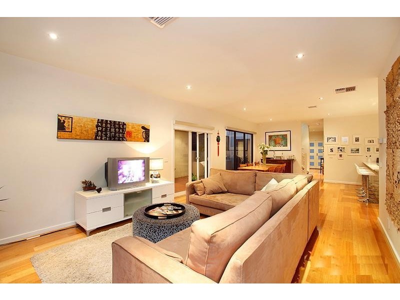 7 Robson Street, Sanctuary Lakes VIC 3030