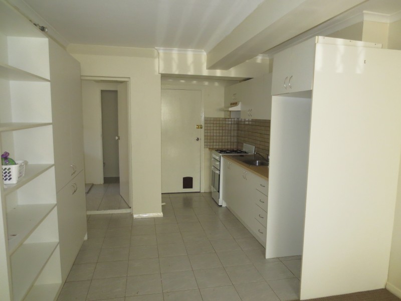 8/70 Queen Street, Altona VIC 3018