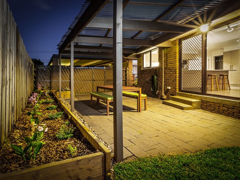 14 Polly Woodside Drive, Altona Meadows VIC 3028