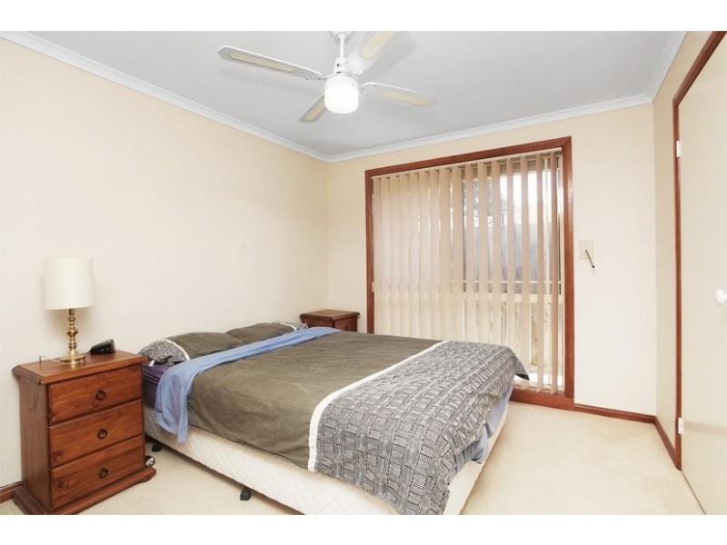 2/28 Langhorne Street, Altona Meadows VIC 3028