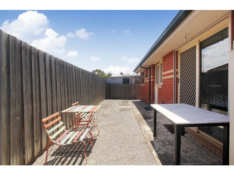 2/28 Langhorne Street, Altona Meadows VIC 3028