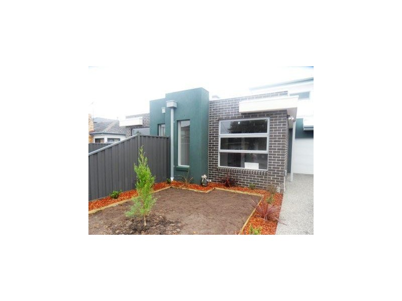 1/15 Edwards Avenue, Altona North VIC 3025