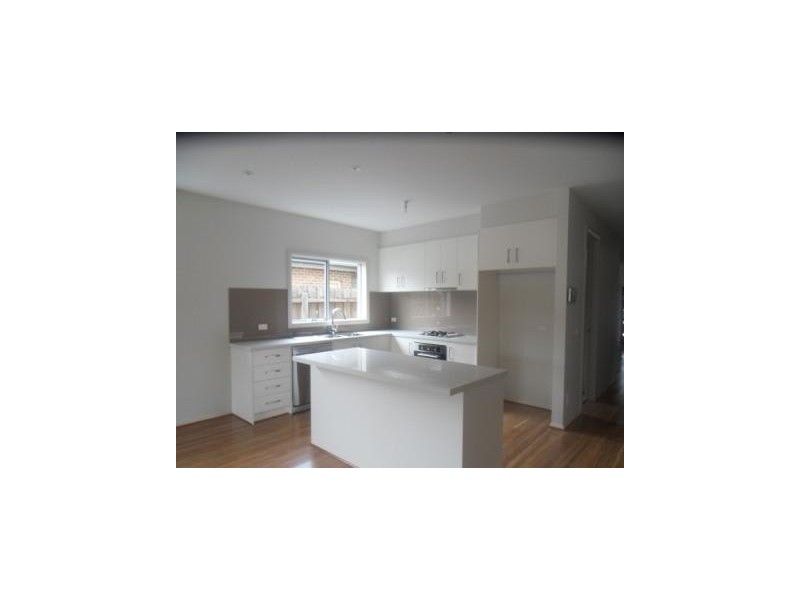 1/15 Edwards Avenue, Altona North VIC 3025