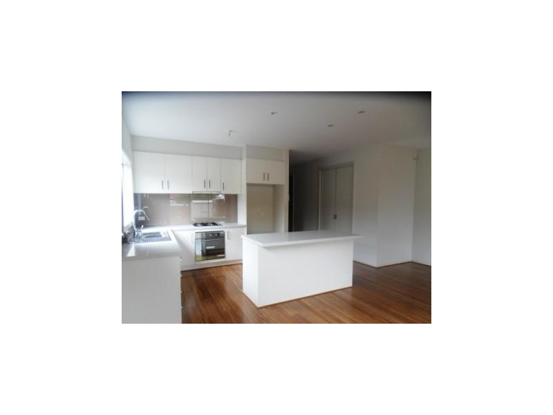 1/15 Edwards Avenue, Altona North VIC 3025