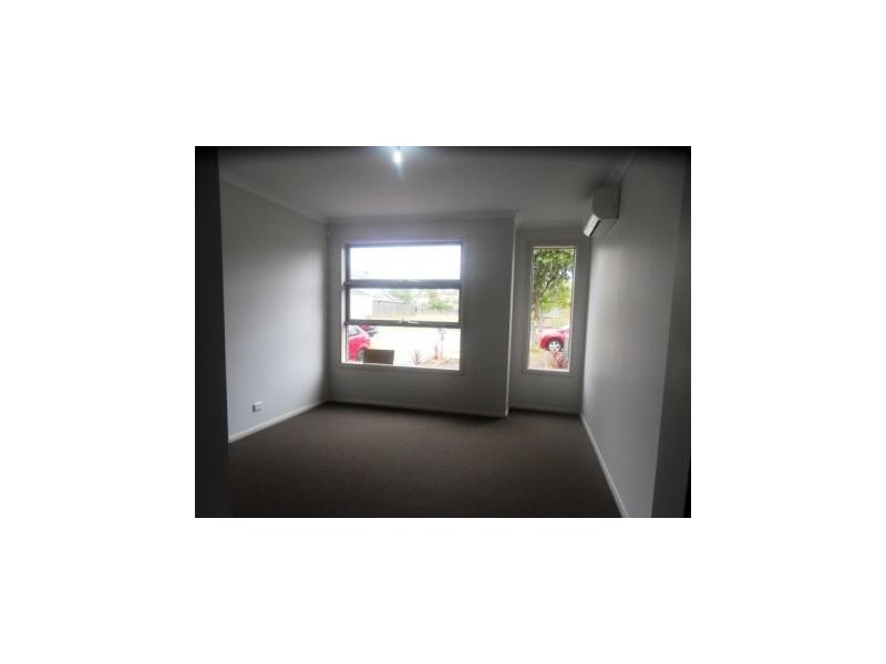 1/15 Edwards Avenue, Altona North VIC 3025