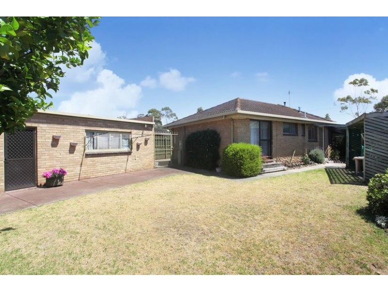 128 Grieve Parade, Altona VIC 3018