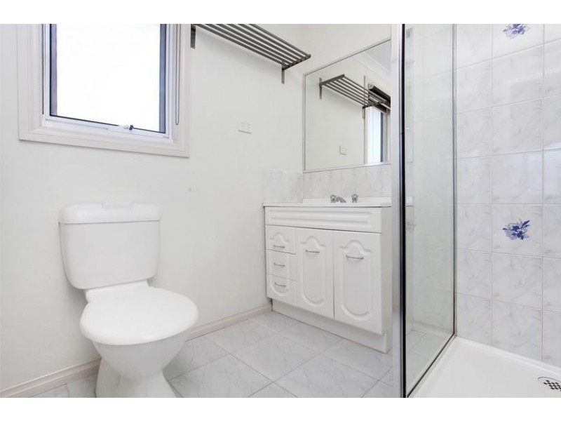 2/40 David Street, Altona VIC 3018