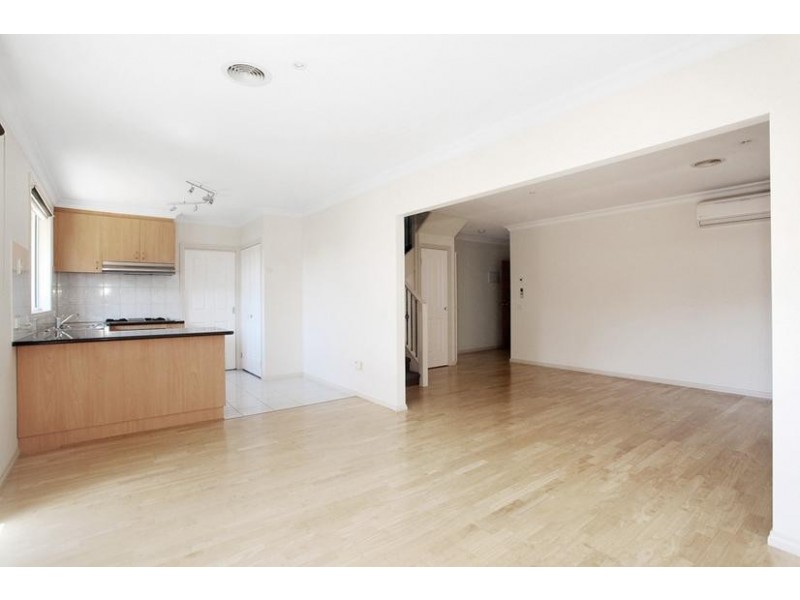 2/40 David Street, Altona VIC 3018