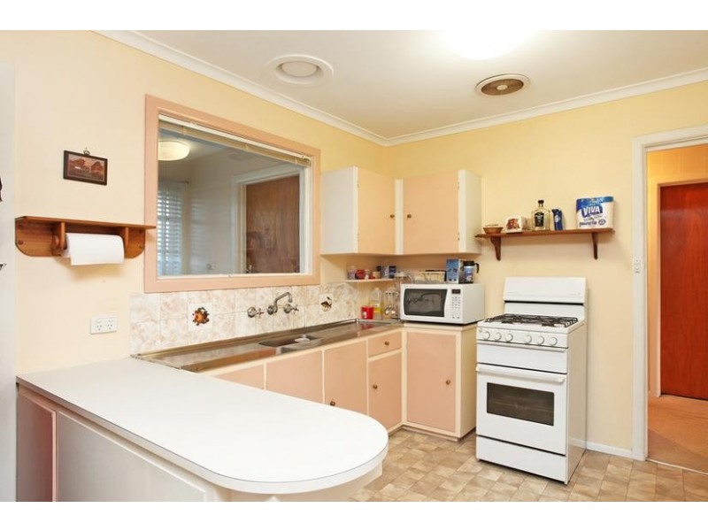 14 Fisher Court, Altona VIC 3018