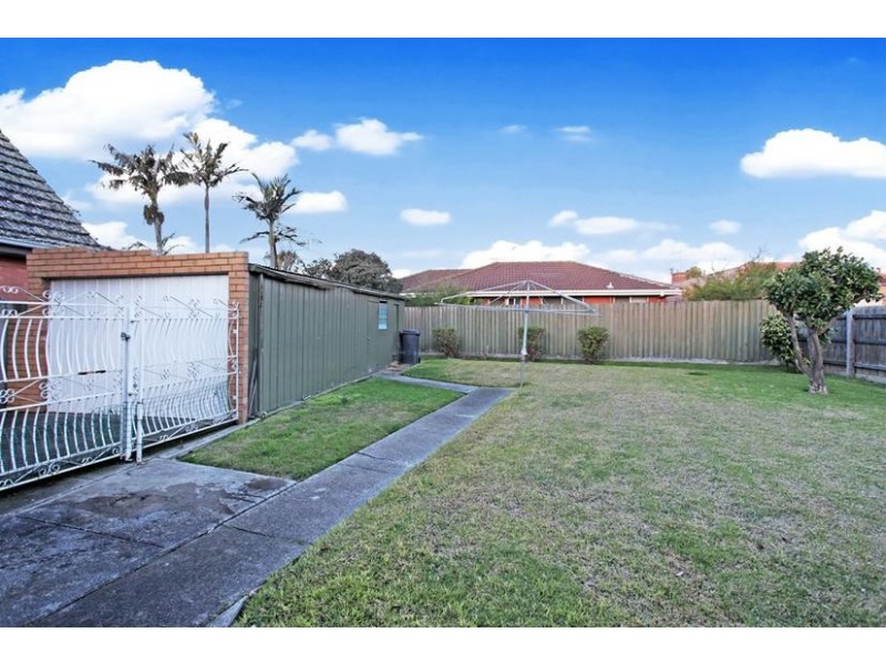 14 Fisher Court, Altona VIC 3018
