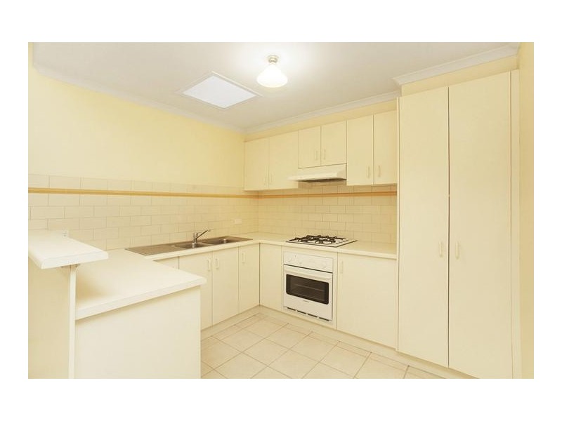 2/212 Queen Street, Altona VIC 3018