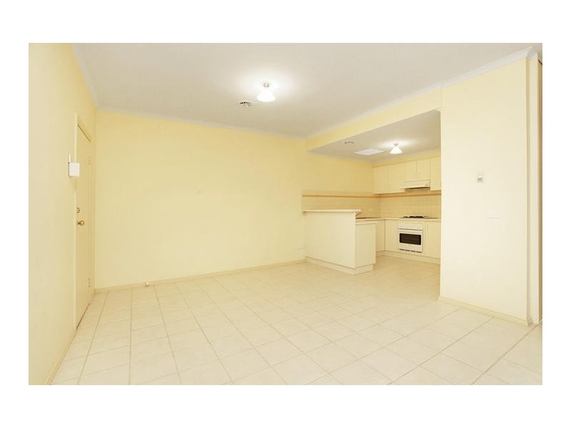 2/212 Queen Street, Altona VIC 3018