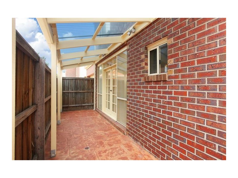 2/212 Queen Street, Altona VIC 3018