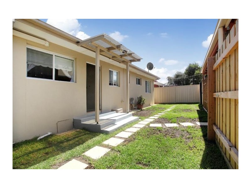 16 Karingal Street, Altona VIC 3018