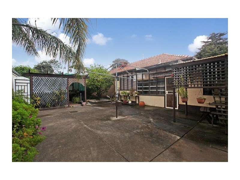 104 Blyth Street, Altona VIC 3018