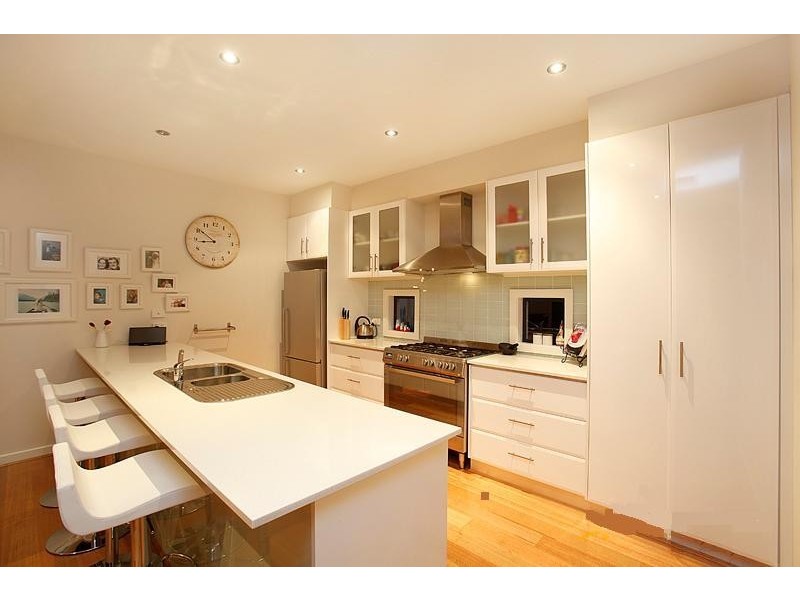 7 Robson Street, Sanctuary Lakes VIC 3030