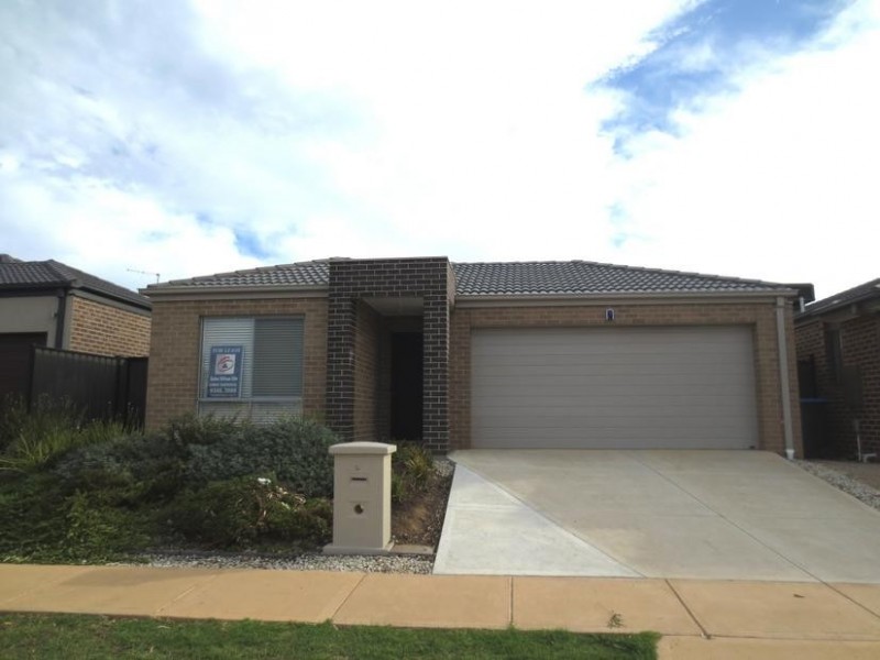 5 Breasley Parkway, Point Cook VIC 3030