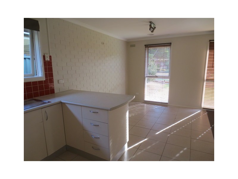 39 Powlett Street, Altona Meadows VIC 3028