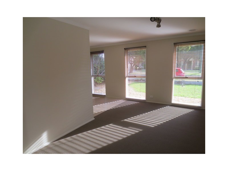 39 Powlett Street, Altona Meadows VIC 3028