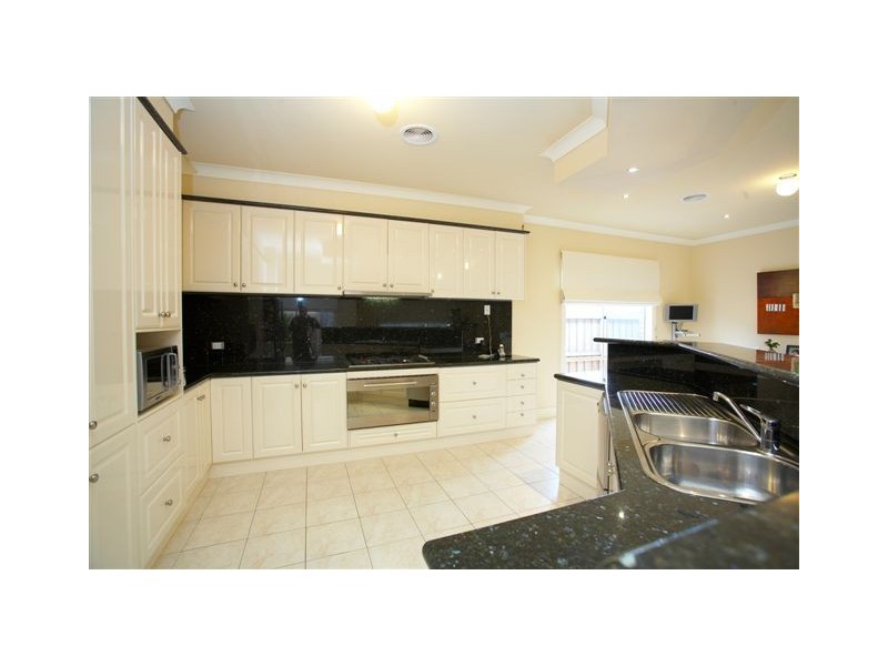 22 Howard Street, Altona Meadows VIC 3028