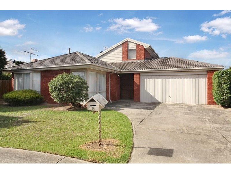 8 Munro Court, Altona Meadows VIC 3028