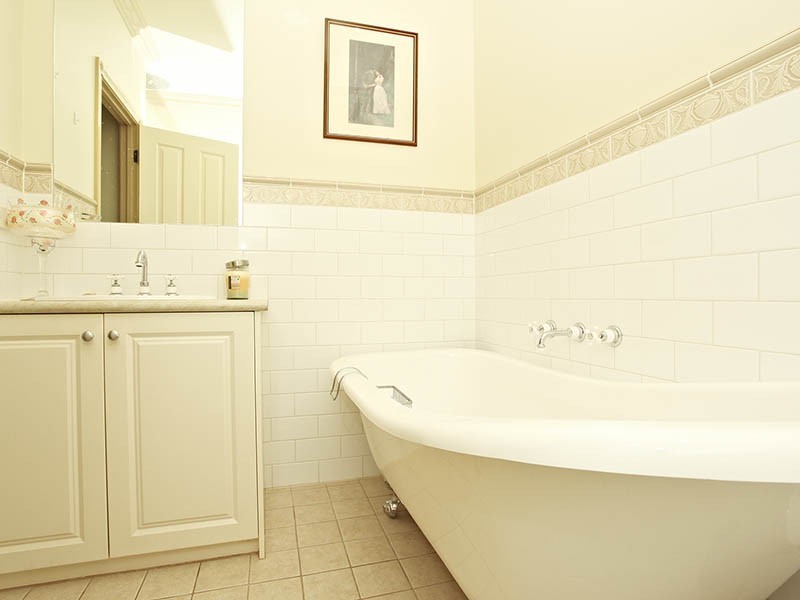 51 Linnet Street, Altona VIC 3018