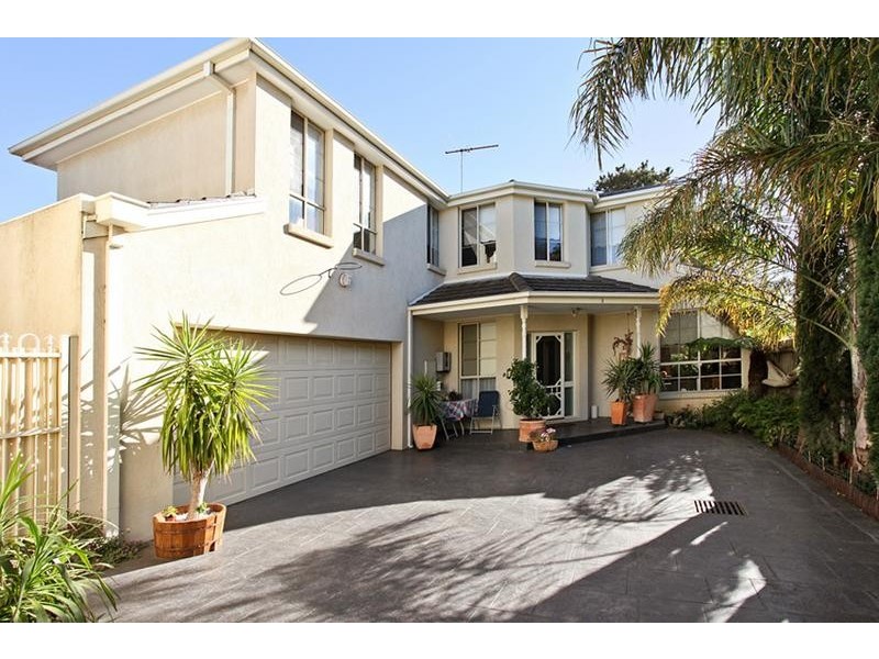 3/215 Queen Street, Altona VIC 3018